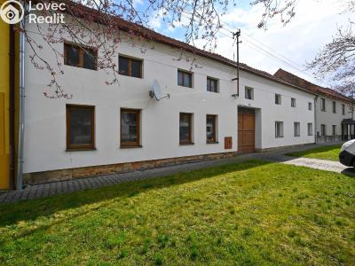 Продаж сімейного будинку Ivaň č. 16