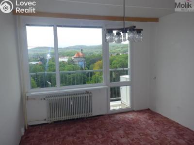 Prodej bytu 2+1 Chomutov, Bezručova 4202 č. 21