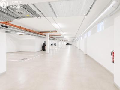 Pronájem garážového stání Kladno, Arménská 2673 č. 2