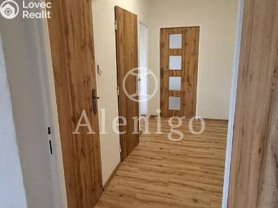 Sale apartment 2+1 Praha, Sněženková č. 6