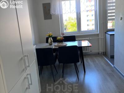 Prodej bytu 4+KK Praha, Hrusická č. 16
