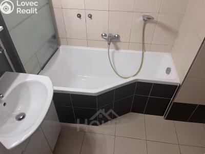Prodej bytu 4+KK Praha, Hrusická č. 17