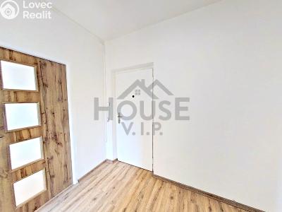 Продаж квартири 2+1 Praha, Sněženková č. 6