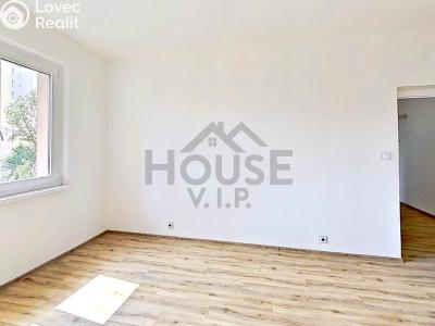 Продаж квартири 2+1 Praha, Sněženková č. 8