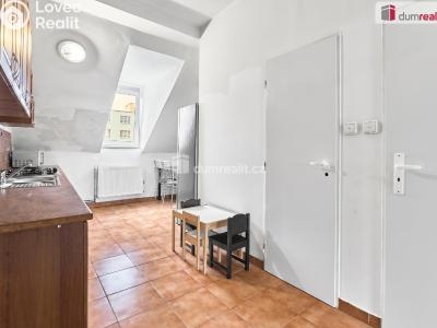 Prodej bytu 2+1 Karlovy Vary, Sokolovská č. 4