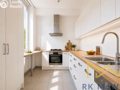 Аренда квартиры 5+1 Praha, Na baště sv. Ludmily č. 1