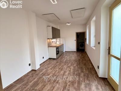 Sale apartment 2+KK Slaný, Kynského č. 3