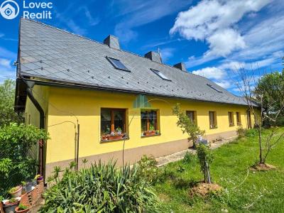 Sale multi-gen house Josefov č. 1
