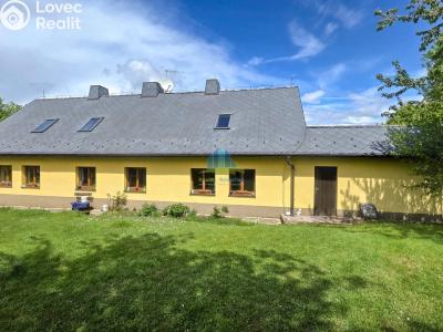 Sale multi-gen house Josefov č. 2