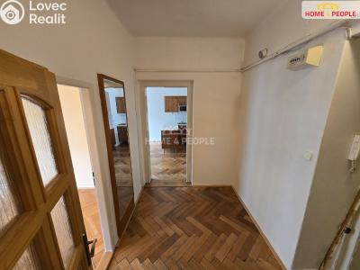 Продажа квартиры 3+KK Praha 6, Jugoslávských partyzánů č. 30