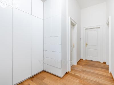 Продаж квартири 2+KK Praha, Plzeňská č. 8