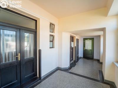 Prodej bytu 4+1 Zásmuky, Pražská 290 č. 6