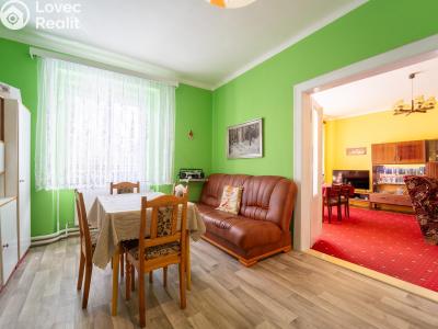 Prodej bytu 4+1 Zásmuky, Pražská 290 č. 13