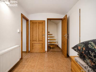 Продаж сімейного будинку Leština č. 14