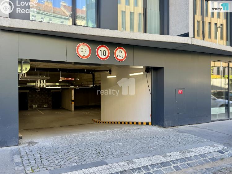 Pronájem garáže Praha 5, Starokošířská č. 3