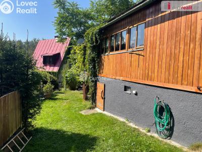 Sale hut Vítkov č. 14