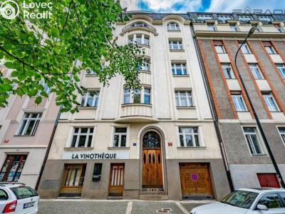 Аренда квартиры 5+KK Praha, Dřevná č. 13