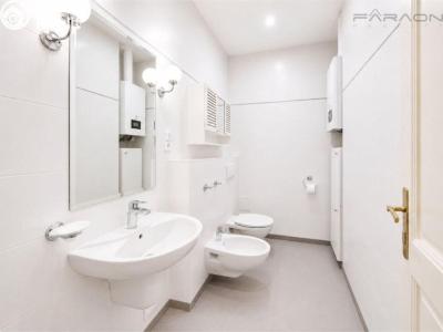Rent apartment 5+KK Praha, Dřevná č. 7
