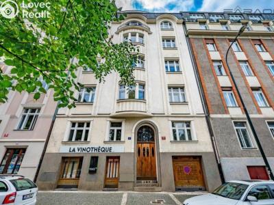 Rent apartment 5+KK Praha, Dřevná č. 13
