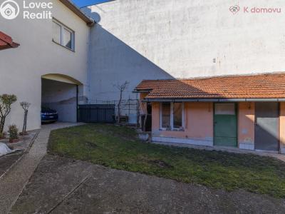 Prodej rodinného domu Dřevohostice, Náměstí 66 č. 14