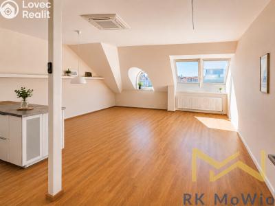 Аренда квартиры 4+KK Praha, náměstí Jiřího z Poděbrad č. 1