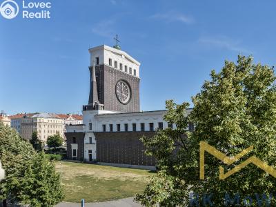 Аренда квартиры 4+KK Praha, náměstí Jiřího z Poděbrad č. 8