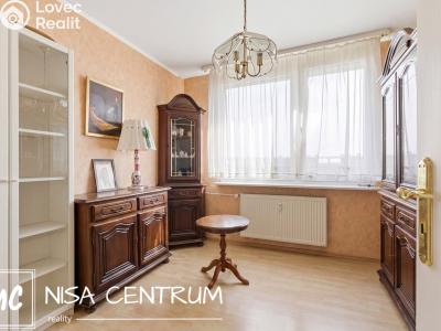Sale apartment 3+1 Praha, Střekovská č. 6