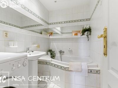 Sale apartment 3+1 Praha, Střekovská č. 9