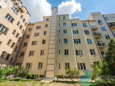 Продаж квартири 2+KK Praha, U pošty č. 13
