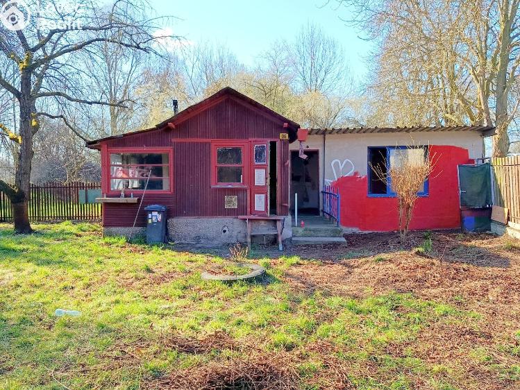 Prodej chaty Kostelec nad Labem, Na Pískách 60 č. 1