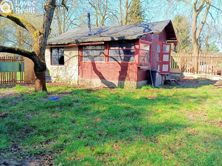 Prodej chaty Kostelec nad Labem, Na Pískách 60 č. 2