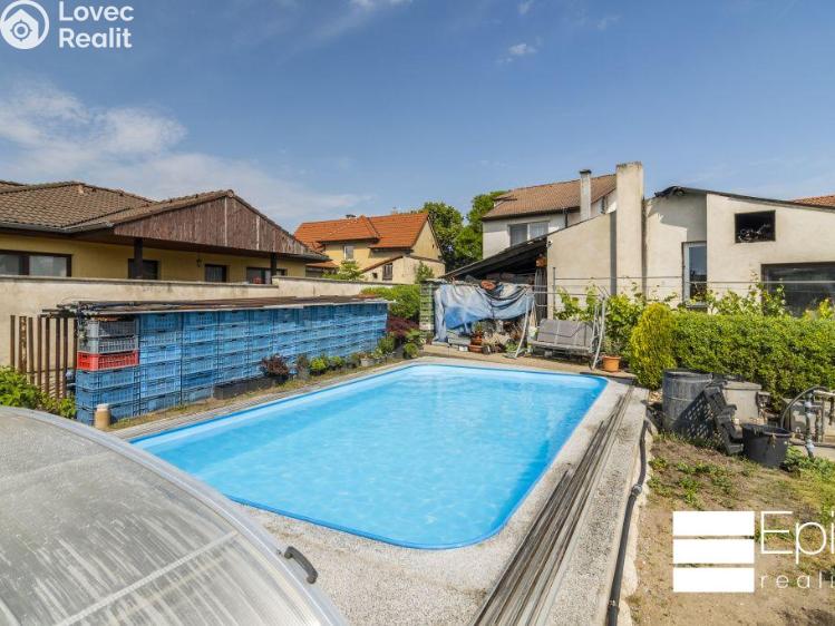 Prodej rodinného domu Tišice, Okružní č. 2