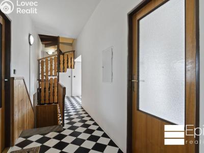 Prodej rodinného domu Tišice, Okružní č. 17