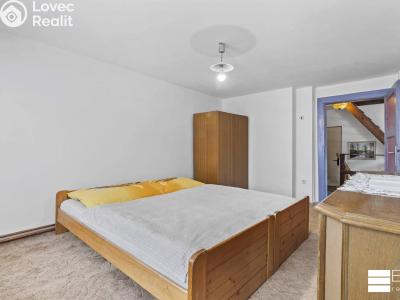 Sale family house Tupadly č. 15