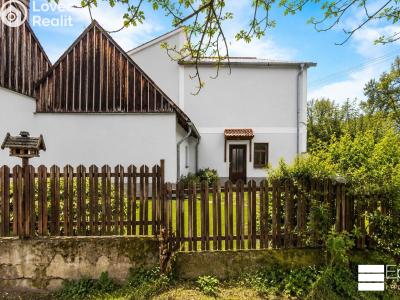 Sale family house Tupadly č. 27