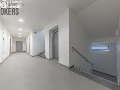 Rent office space Praha, Průběžná č. 14