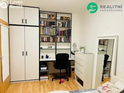 Продаж квартири 4+KK Milovice nad Labem, Kaštanova č. 21
