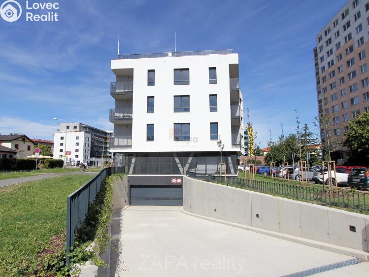Pronájem garážového stání Praha 10, Horní Měcholupy, Milánská 876 č. 2