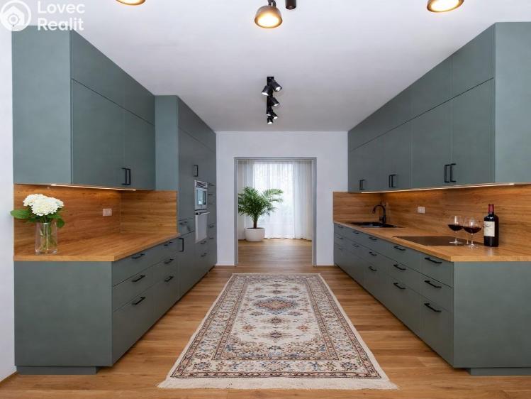 Продаж квартири 4+1 Praha, Pod lipkami 1707/52 č. 1