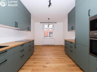 Продаж квартири 4+1 Praha, Pod lipkami č. 6