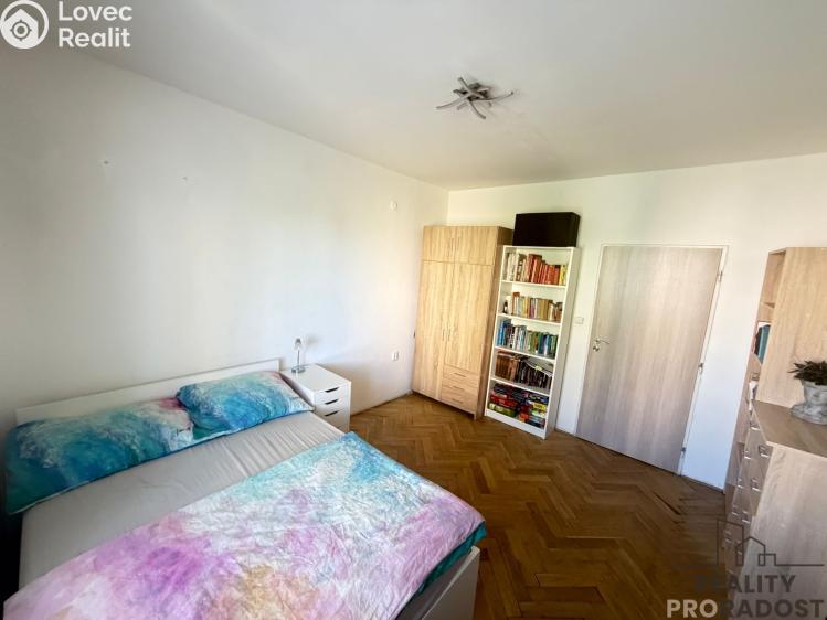 Prodej bytu 3+1 Znojmo, Pražská sídl. č. 2