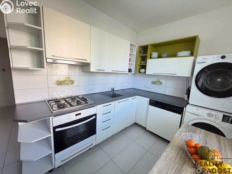 Prodej bytu 3+1 Znojmo, Pražská sídl. č. 5