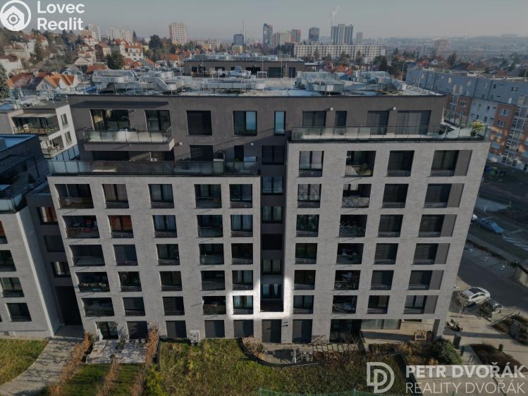 Продаж квартири 2+KK Praha, Počernická 3479/1b č. 1