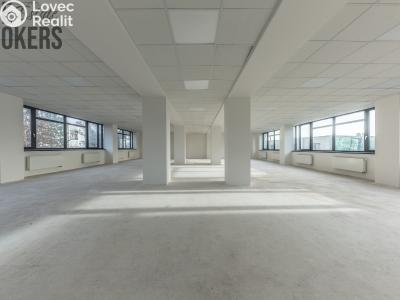 Rent office space Praha, Průběžná č. 7