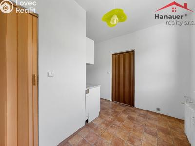Prodej bytu 3+1 Povrly, Sídliště II č. 9