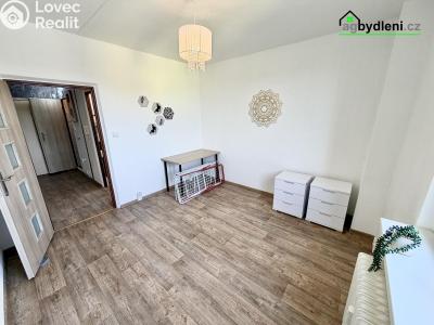 Pronájem bytu 3+1 Starý Plzenec, U Sedlce 856 č. 8