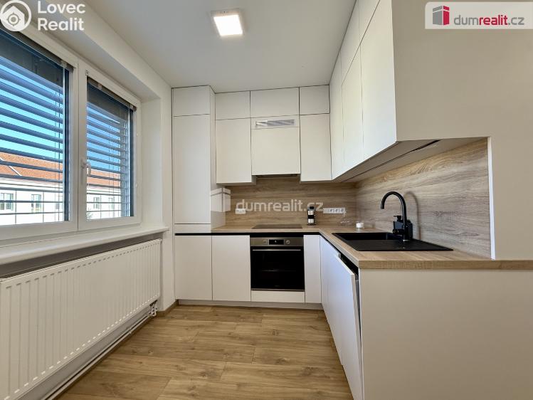 Rent apartment 2+1 Uherské Hradiště, Štefánikova č. 1
