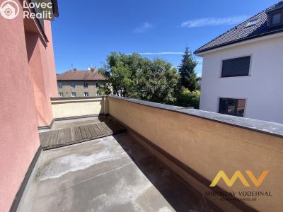 Pronájem bytu 2+KK Hradec Králové, Nerudova č. 13