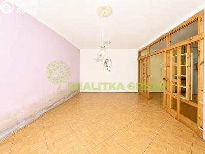 Продаж сімейного будинку Lipov č. 5