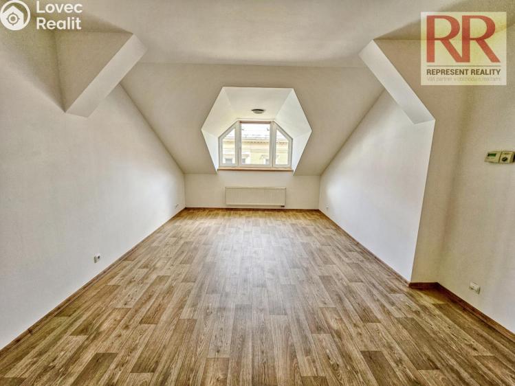 Pronájem bytu 2+KK Plzeň, Skrétova č. 3